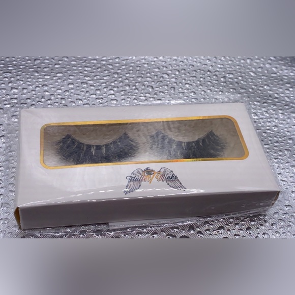 Mink lashes NEW IN BOX - Picture 5 of 6